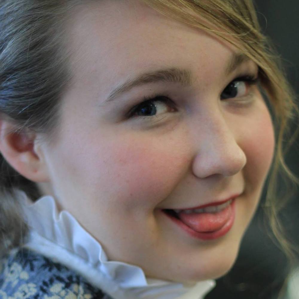 Meet your Posher, Danna